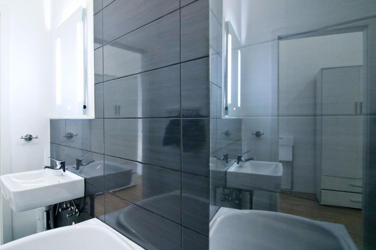 Apartmondo Ferienwohnungen Wuppertal Wichlinghaus Bagian luar foto